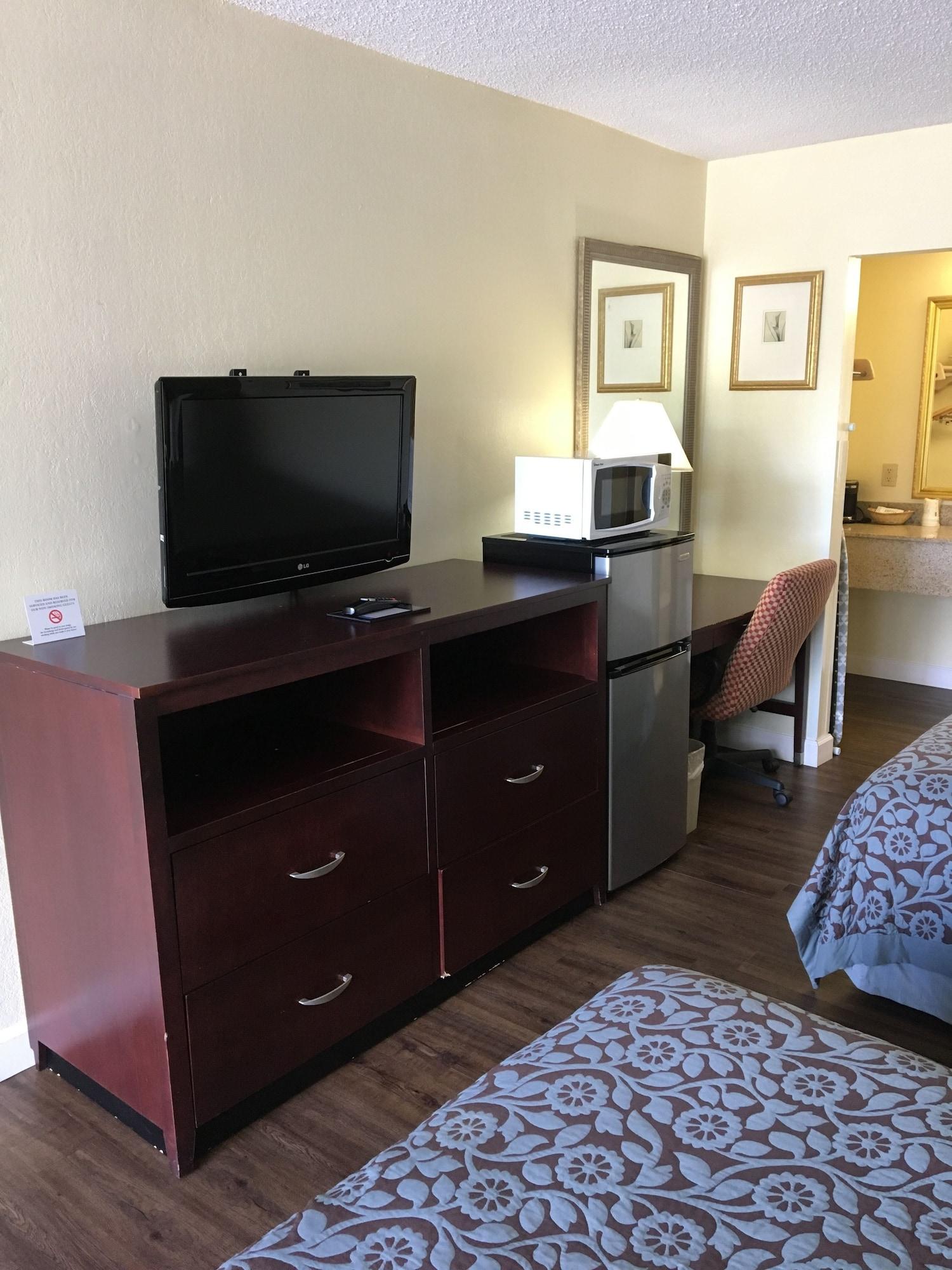 Days Inn By Wyndham Bradenton - Near The Gulf Exteriör bild