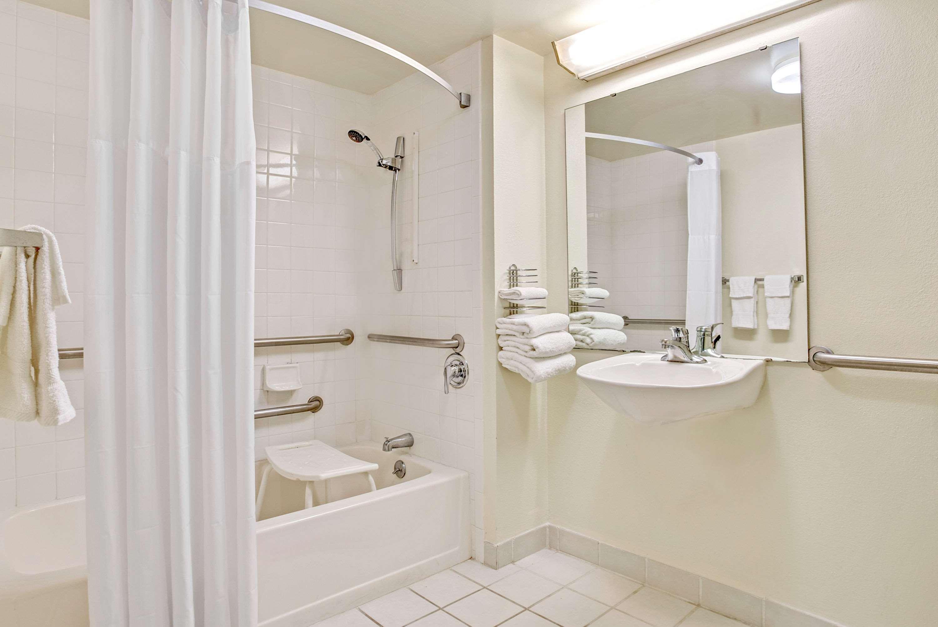 Days Inn By Wyndham Bradenton - Near The Gulf Exteriör bild